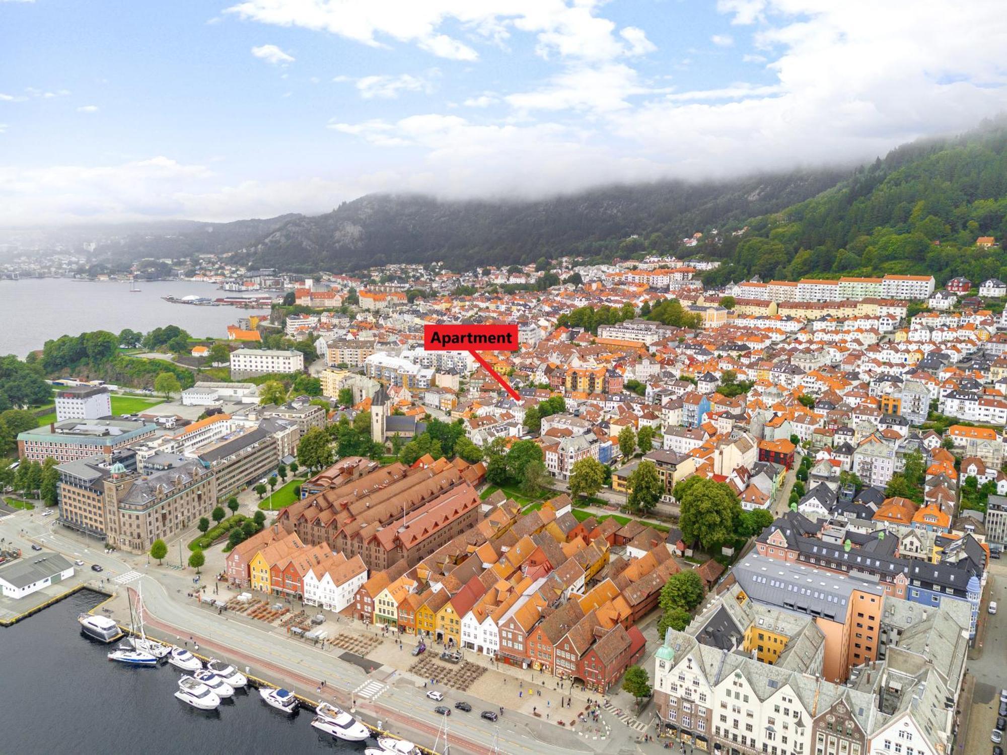 Homerentals Apartments - Behind Bryggen & Historic Cobblestone Streets - 2 Floor Renovated From February 2025 베르겐 외부 사진