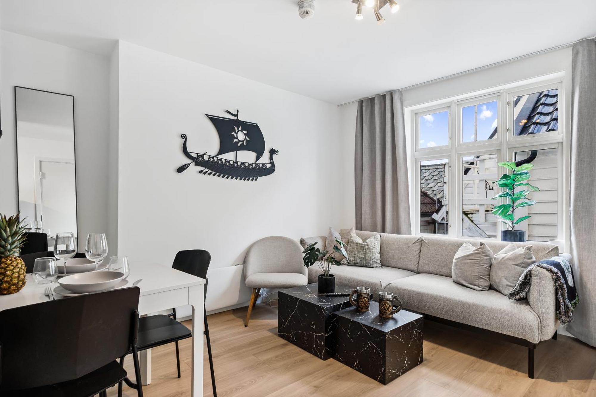 Homerentals Apartments - Behind Bryggen & Historic Cobblestone Streets - 2 Floor Renovated From February 2025 베르겐 외부 사진